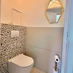 Le Boudoir - 2 Pieces Et Parking *